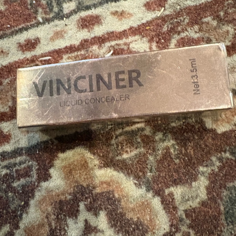 vinciner Liquid Concealer - Cream light warm color 04